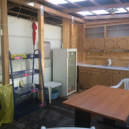 Кемпинг Uroczy Z Tarasem Устроне-Морске