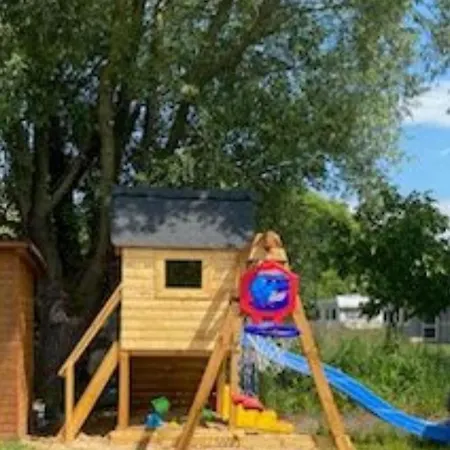 Кемпинг Uroczy Z Tarasem *